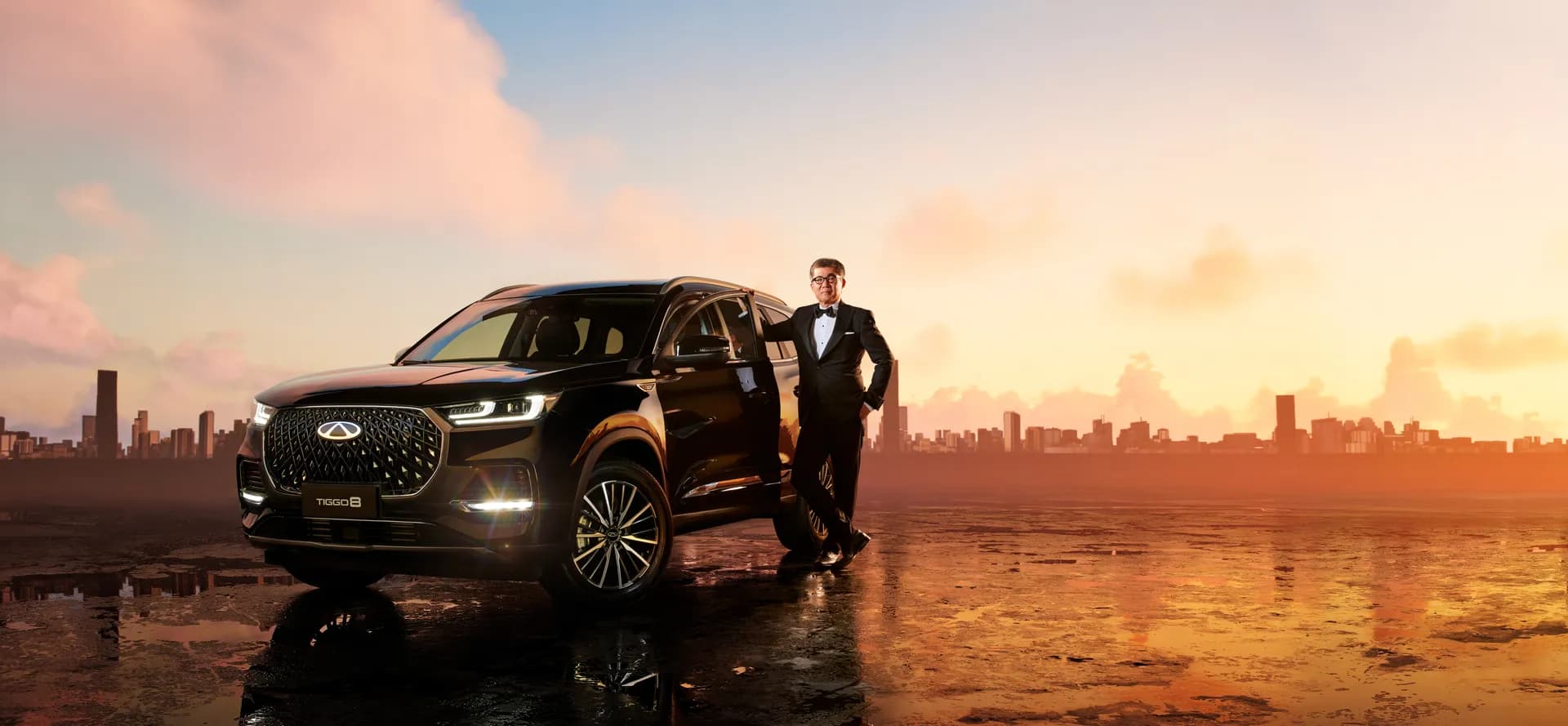 Chery Tiggo 8 Pro al atardecer